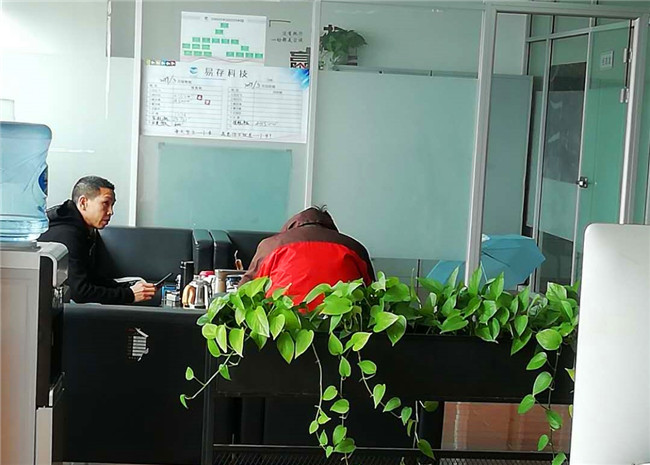 上海通用汽车客户来访苏州易存电子